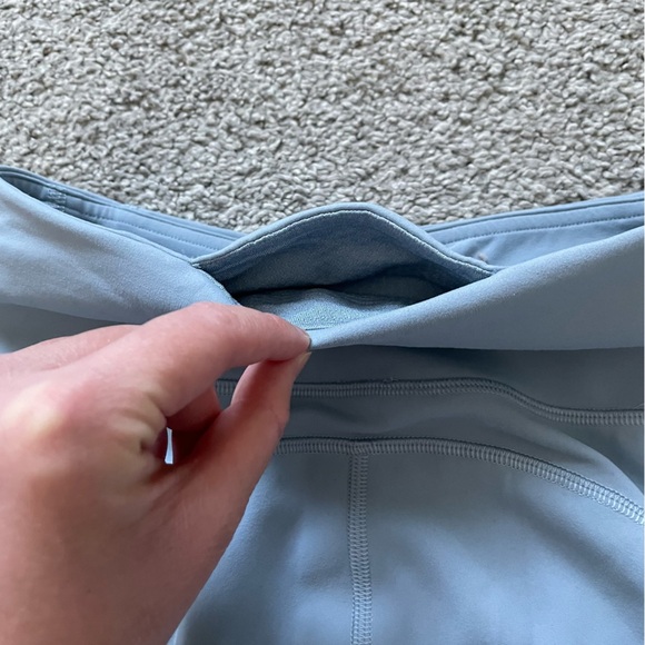 Lululemon Invigorate Tight 25” in Chambray - Picture 6 of 7